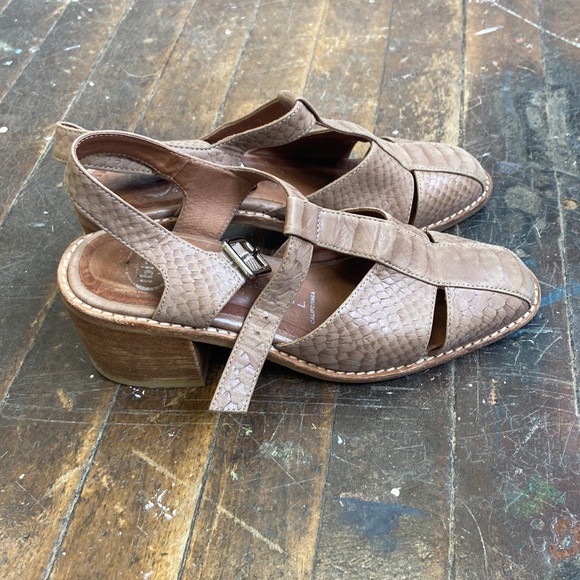 Jeffrey Campbell tan crocodile leather shoes size 37 - Picture 2 of 5